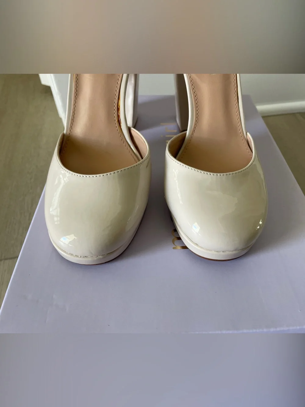 Madden Girl Unaa Bone color Patent Ankle-Strap Platform Block Heels Sz 7